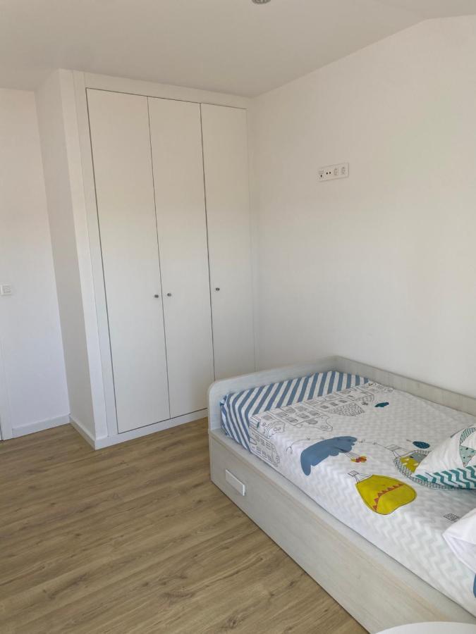 Atico Noa Con Terraza Y Parking Appartement Comarca de Comarca de Pontevedra Buitenkant foto